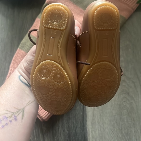 Adelisa and Co Fall Shoes 🍂 - Picture 3 of 4